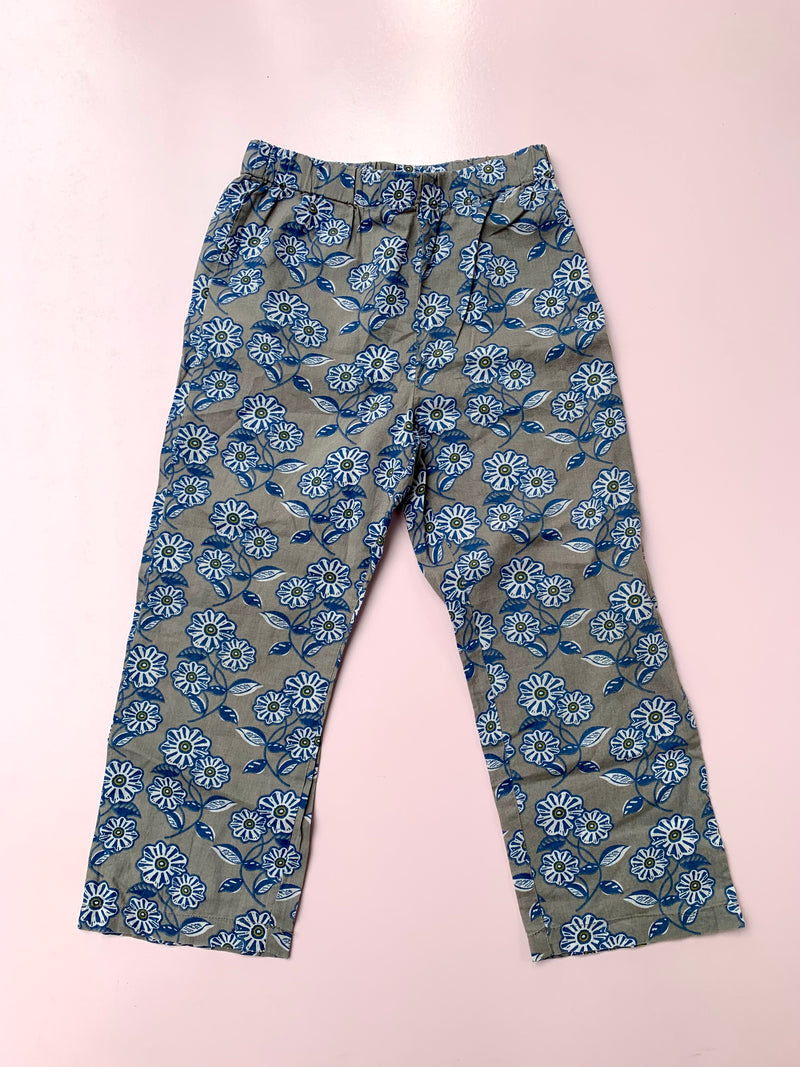 Pantalón flores gris-azul